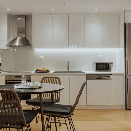 2s * Sivota (Lefkada)